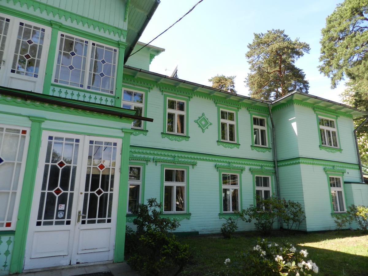 Good Mood Hotel Jūrkalne Εξωτερικό φωτογραφία
